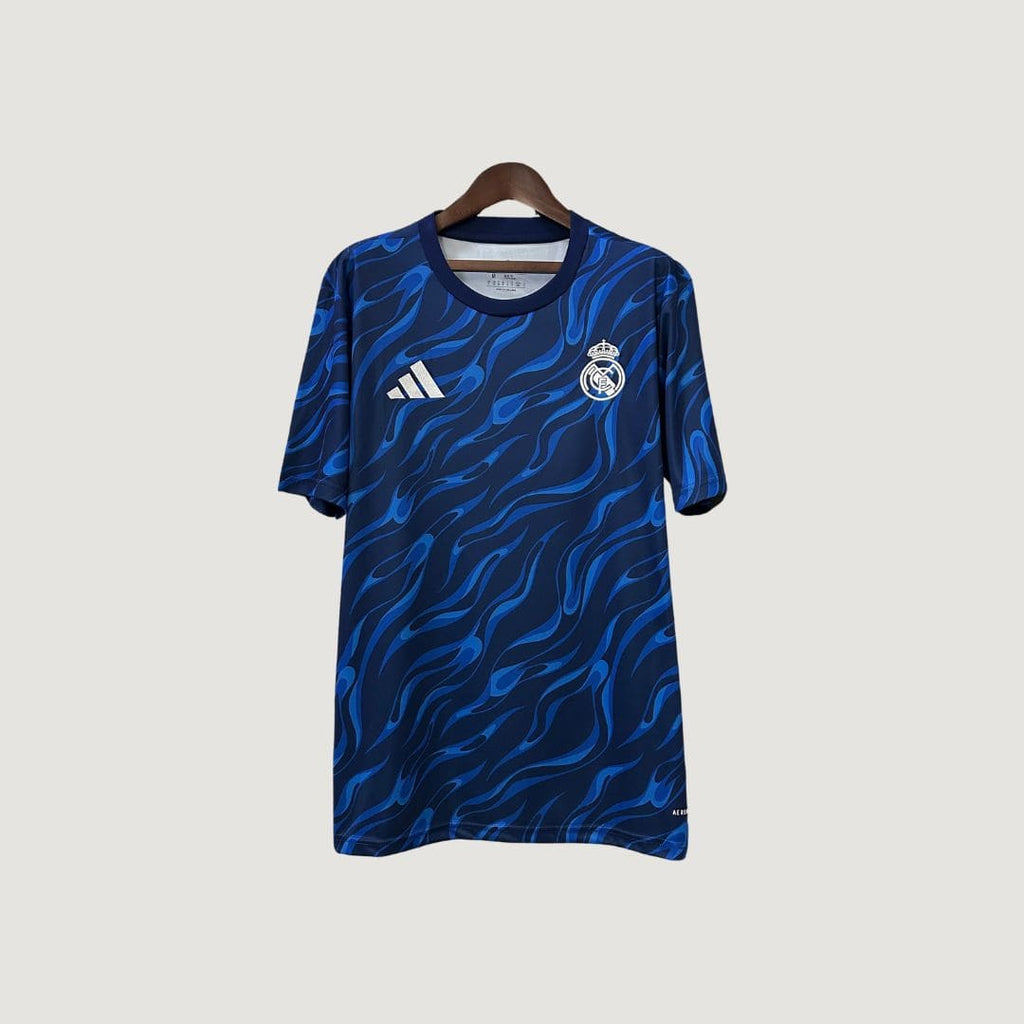Real Madrid – Maillot Pré-Match 25/26 – Bleu Marine & Motifs Bleus