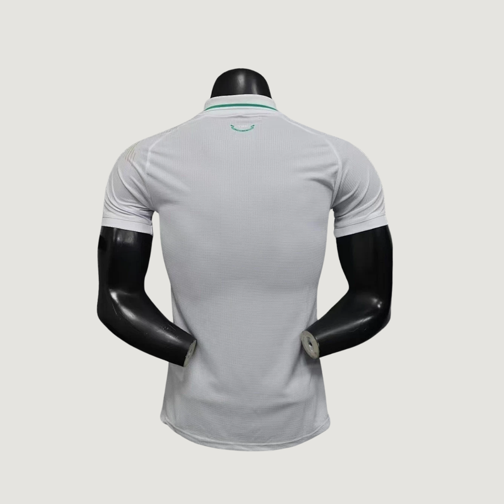 Pays de Galles – Maillot Extérieur Coupe du Monde 2026 – Blanc, Vert, Or