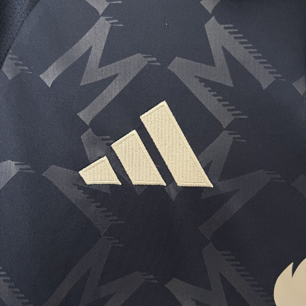 Manchester United - Maillot Extérieur 24/25 - Bleu Marine