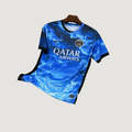 Paris Saint-Germain ( PSG ) – Maillot Spécial 25/26 – Bleu Nuit & Nuages