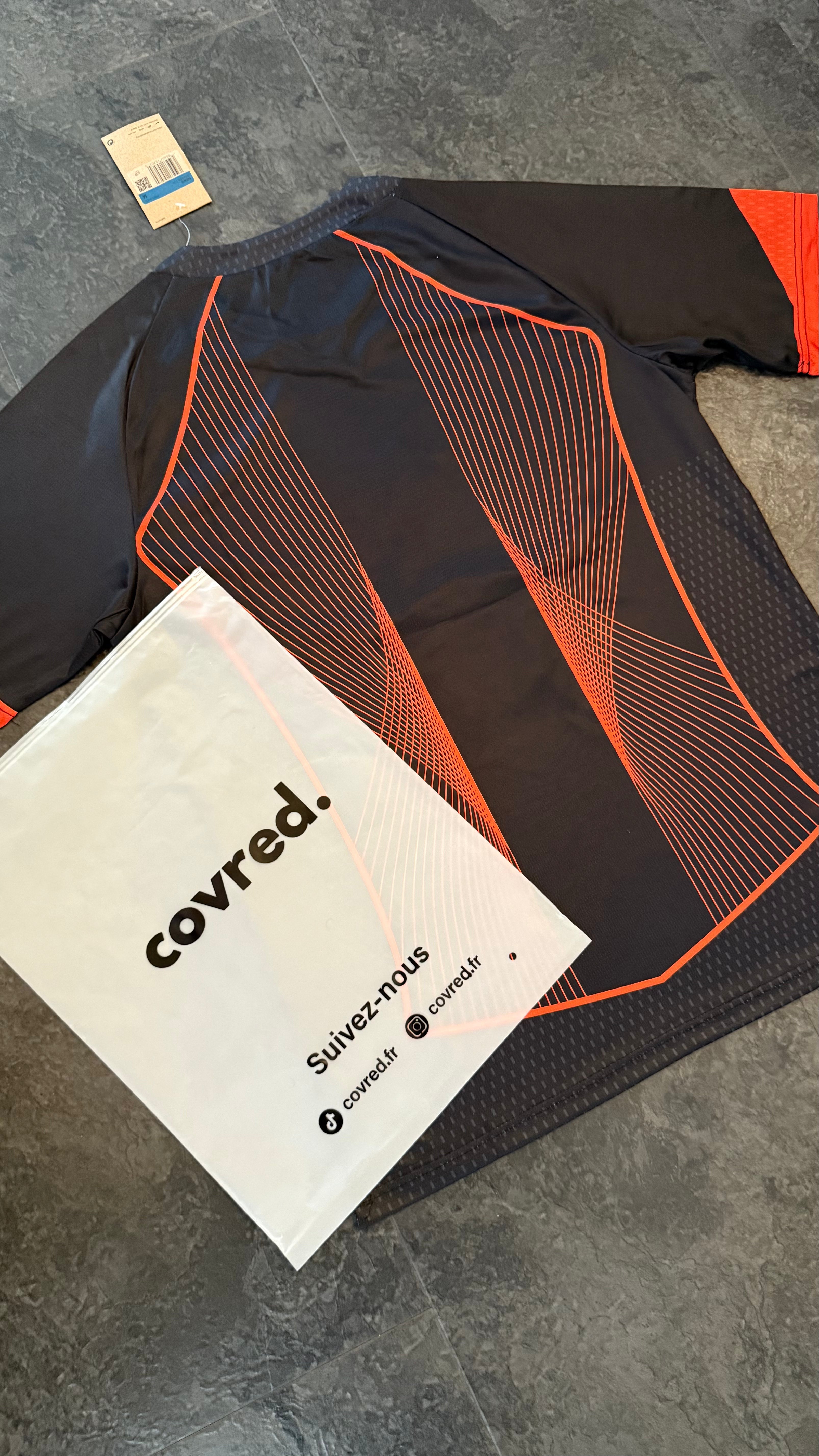 FC Barcelone – Maillot Concept 2025/2026 – Noir, Orange