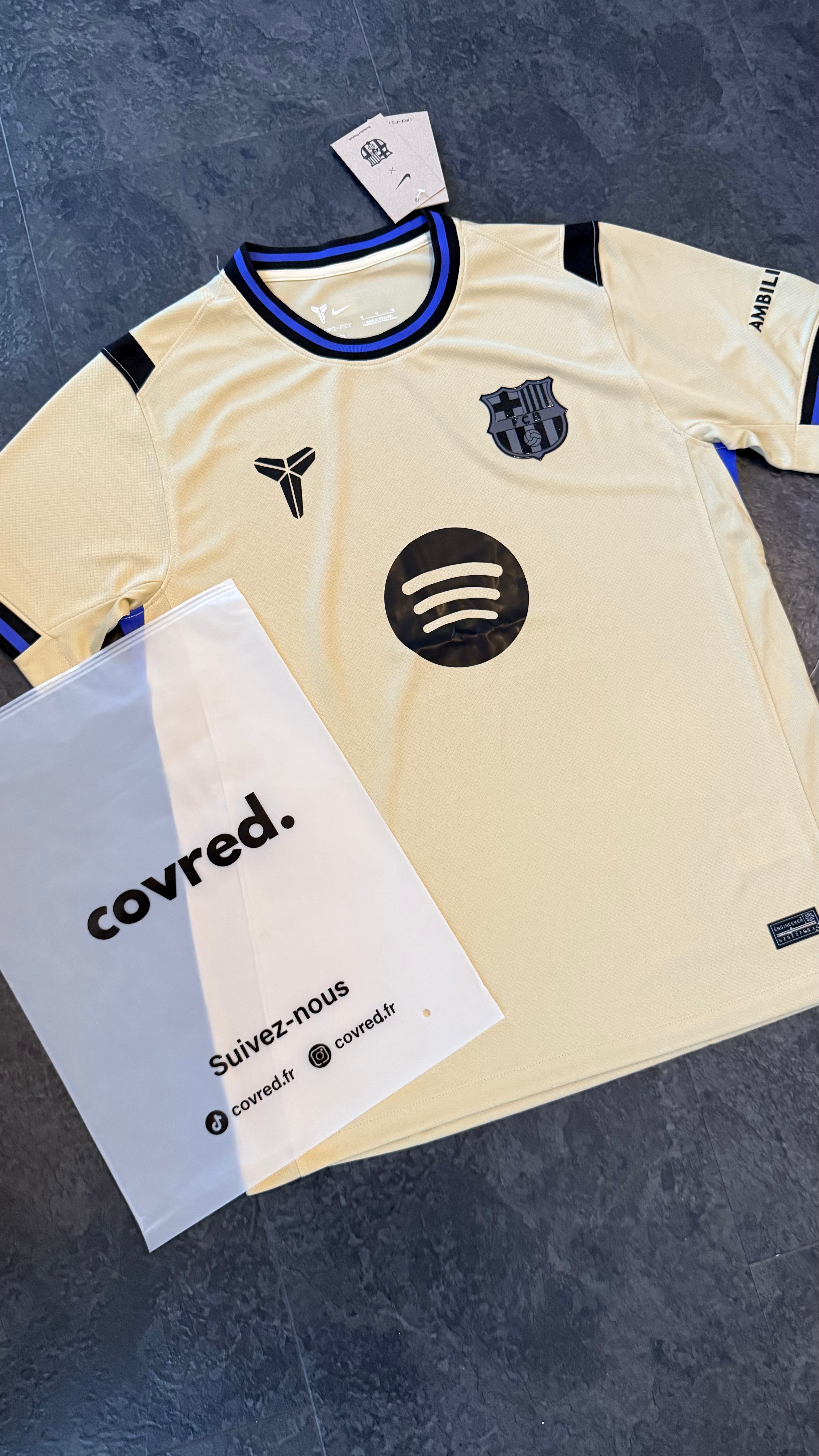 FC Barcelone - Maillot Extérieur 25/26 Kobe Tribute – Crème