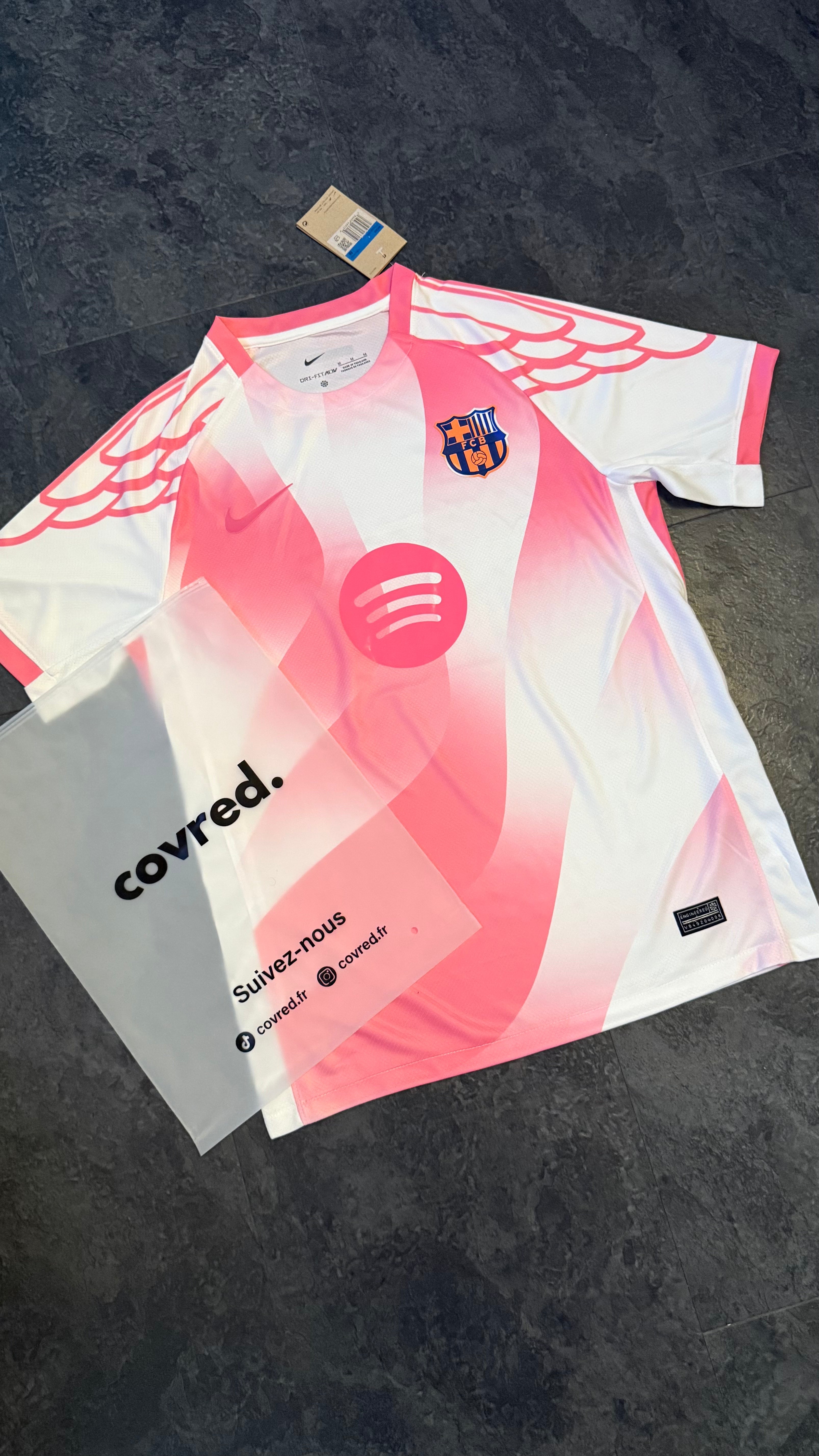 FC Barcelone – Maillot Concept 2025/26 – Rose, Blanc