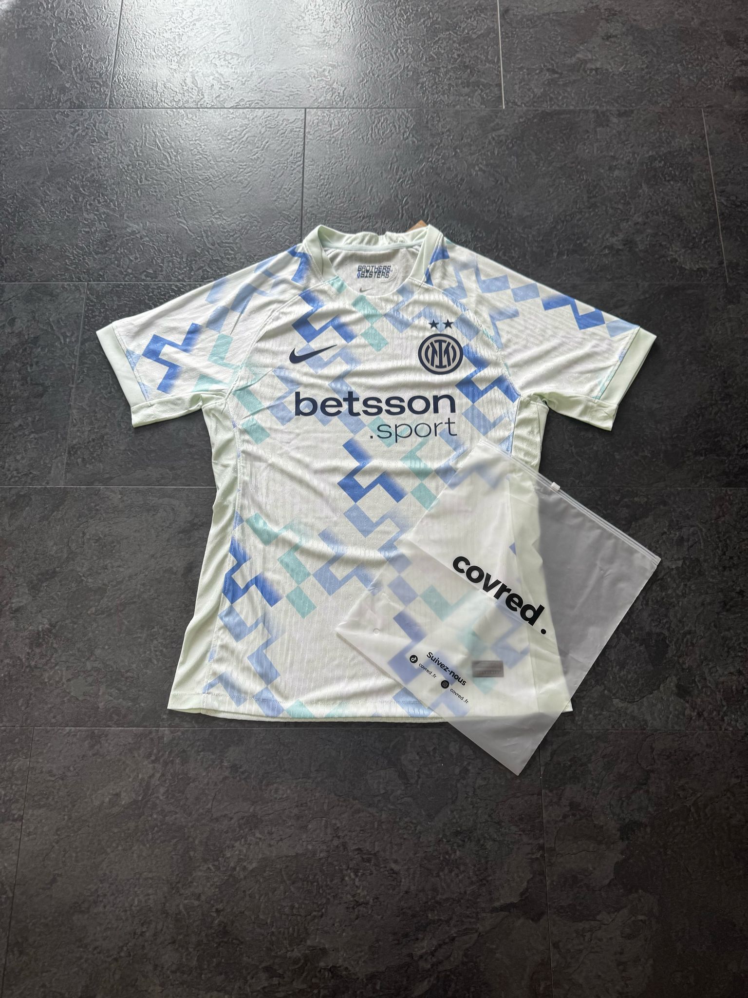 Inter Milan – Maillot Extérieur 2025/26 – Blanc, Bleu